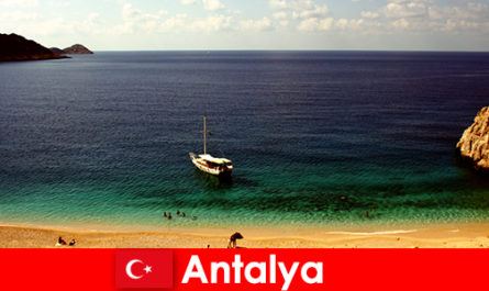 Türkiye'ye Antalya'ya Göç