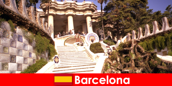 Barselona’daki turistler için en iyi yerler ve turistik yerler