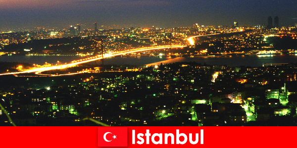 Büyük şehir İstanbul turistler için her zaman görülmeye değer