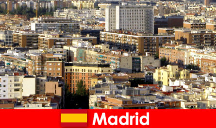 Seyahat ipuçları ve başkent Madrid İspanya hakkında bilgi