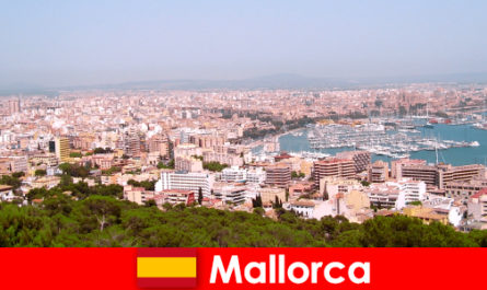 Mallorca'da emeklilerin hayatı