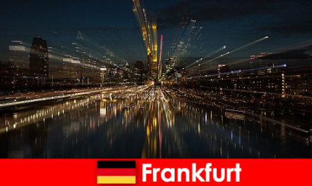 Almanya'daki yabancılar için Frankfurt Avrupa ulaşım merkezi