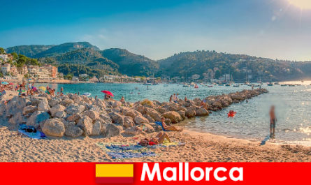 Dünyaca ünlü parti mil ve güzel plajları ile Mallorca
