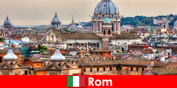 Çok sayıda kilise ve şapel bulunan Roma Kozmopolit metropolü yabancılar için bir başlangıç ​​noktası