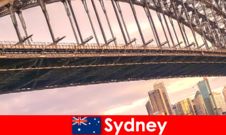 Köprüleriyle Sidney, Avustralyalı gezginler için çok popüler bir destinasyondur