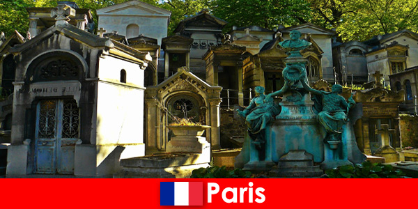 Fransa Paris’te sıra dışı mezarları olan mezarlık severler için Avrupa gezisi