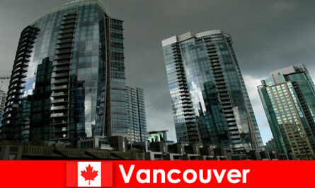 Yabancılar için, Kanada'daki Vancouver her zaman yüksek binaları empoze etmek için bir destinasyondur.