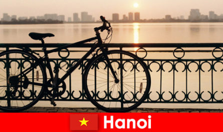 Vietnam'da Hanoi Spor turistleri için su gezileri ile keşif gezisi
