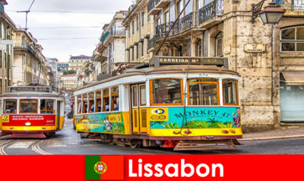 Kültürel gezgin için nostaljik bir dokunuşla Lizbon Portekiz'in tarihi sokakları