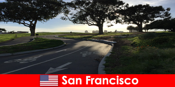 San Francisco Amerika Birleşik Devletleri’nde bisikletle yabancılar için keşif turu