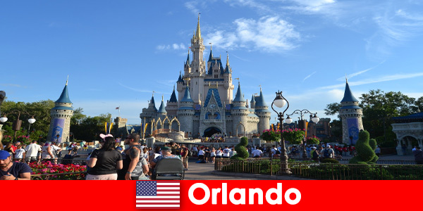 Disneyland Orlando Amerika Birleşik Devletleri’nde çocuklarla aile tatili