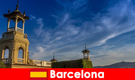 Barselona İspanya'daki arkeolojik alanlar hevesli tarih turistlerini bekliyor