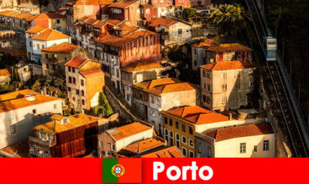 Porto Portekiz'in eski kentinde hafta sonu gezintisi