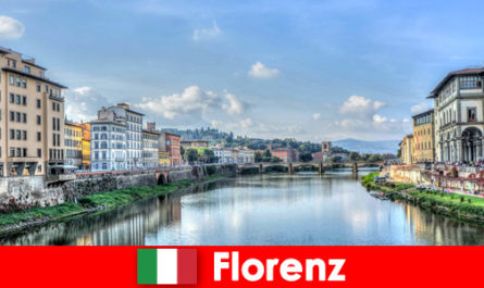 Birçok yabancı için Floransa İtalya Marche şehri