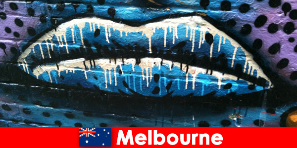 Gezginler Melbourne Avustralya’nın dünyaca ünlü sokak sanatlarına hayran kalıyor