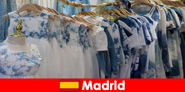 Madrid İspanya’daki en iyi dükkanlarda yabancılar için alışveriş