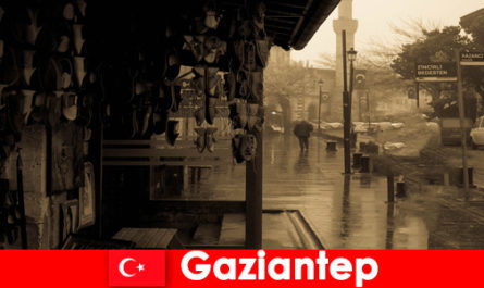 Keyifli tatilciler Türkiye'de yeme-içme mekanlarını keşfediyor Gaziantep