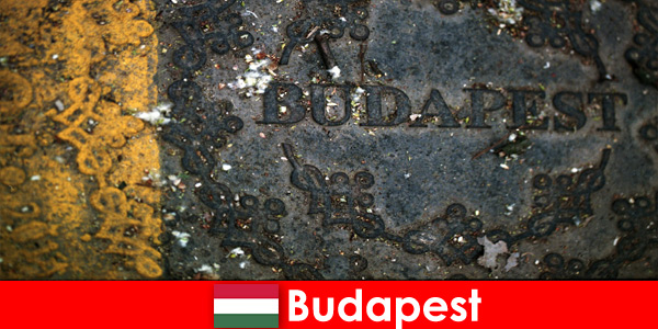 Budapeşte Macaristan’da alışveriş için tatilciler için Avrupa gezisi