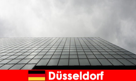 Escort Düsseldorf Almanya Gezginler metropolde saf lüksü yaşamak istiyor