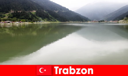 Hobi balıkçıları için ideal şehir Trabzon Türkiye'de aktif tatil