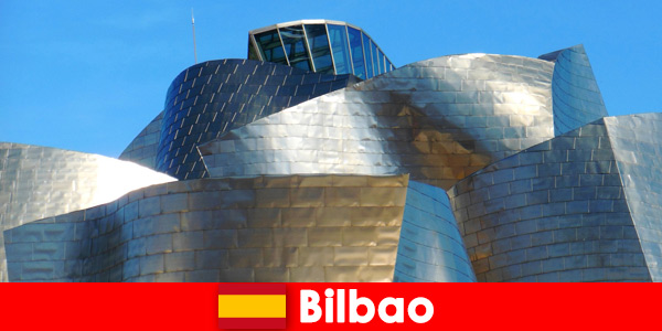 İçeriden bilgi alma ipucu Bilbao İspanya genç gezginler için modern şehir kültürü sunuyor