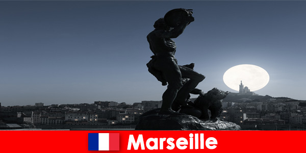 Marsilya Fransa, çok sayıda kültür ve tarihe sahip renkli yüzlerin şehridir