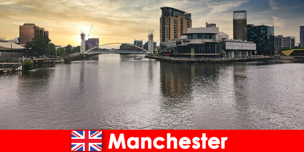 Manchester İngiltere ziyaretçileri için faydalı para tasarrufu ipuçları