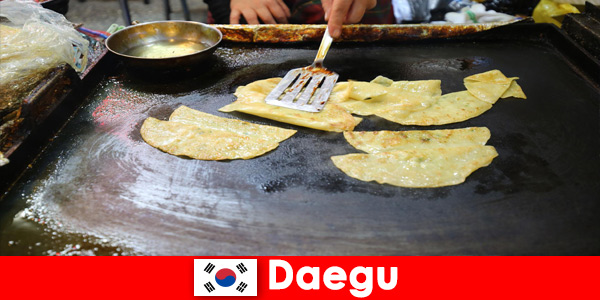 Daegu Güney Kore'de çok çeşitli yerel lezzetler