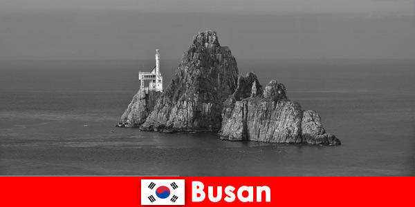 Busan Güney Kore'de doğa ve birçok turistik yer turistleri bekliyor