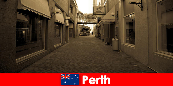Perth Avustralya'daki renkli barları ve harika mağazaları keşfedin
