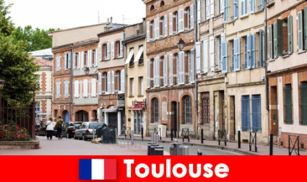 Toulouse Fransa'da harika restoran barların ve misafirperverliğin tadını çıkarın