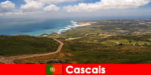 Turistlerin dinlenmesi için Cascais Portekiz'e tatil