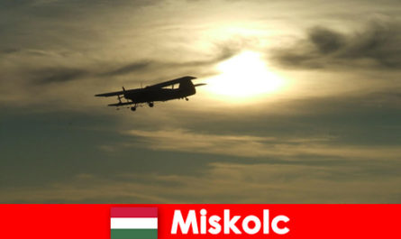 Miskolc Macaristan'da uçuş saatlerini ve bolca doğayı deneyimleyin