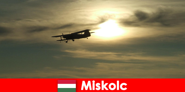 Miskolc Macaristan’da uçuş saatlerini ve bolca doğayı deneyimleyin