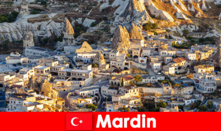 Otel ve doğa deneyimi ile Mardin Türkiye'ye karma gezi