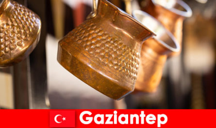 Pazarlarda alışveriş Gaziantep Türkiye'de eşsiz bir deneyimdir