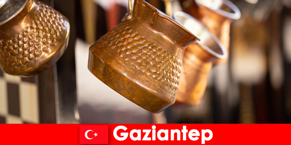 Pazarlarda alışveriş Gaziantep Türkiye’de eşsiz bir deneyimdir