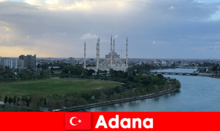 Adana Türkiye'deki yerel turlar yabancılar arasında çok popüler