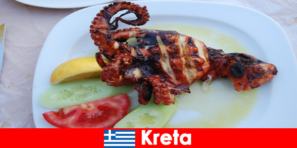 Yunanistan'ın Girit adası denizden gelen şerefsiz yemekleri barındırıyor