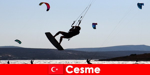 Su sporları, Çeşme Türkiye'deki turistler arasında giderek daha popüler hale geliyor