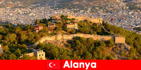 Alanya Türkiye'de yürüyüş ve kültürü deneyimleyin