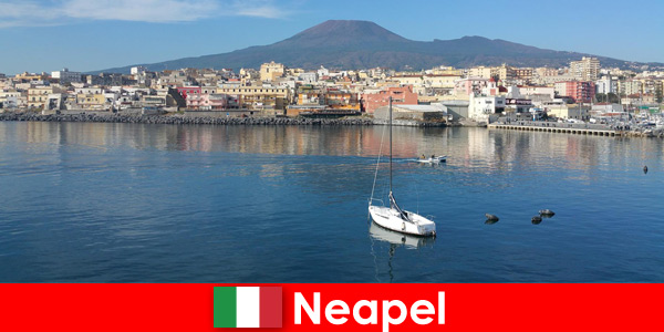 Tatilciler için İtalya’daki Napoli için seyahat önerileri ve ipuçları