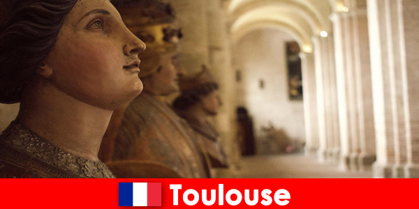 Fransa'daki Toulouse, bu güzel şehrin tarihi boyunca eşsiz bir yolculuk