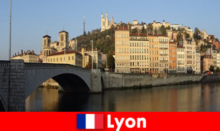 Lyon Fransa'daki popüler mekanları ve klasik mutfağı keşfedin