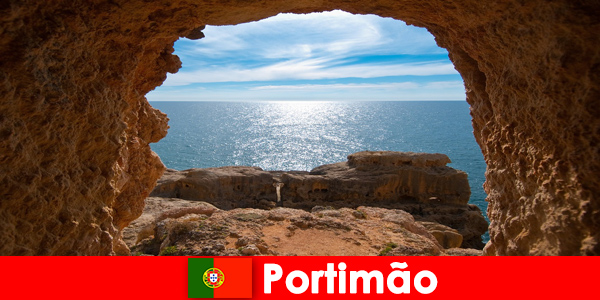 Genç tatilciler için Portimão Portekiz'e ucuz seyahat