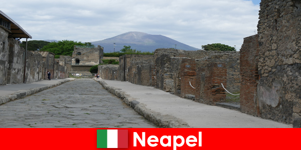 Pompeii antik kenti de turistler arasında popüler
